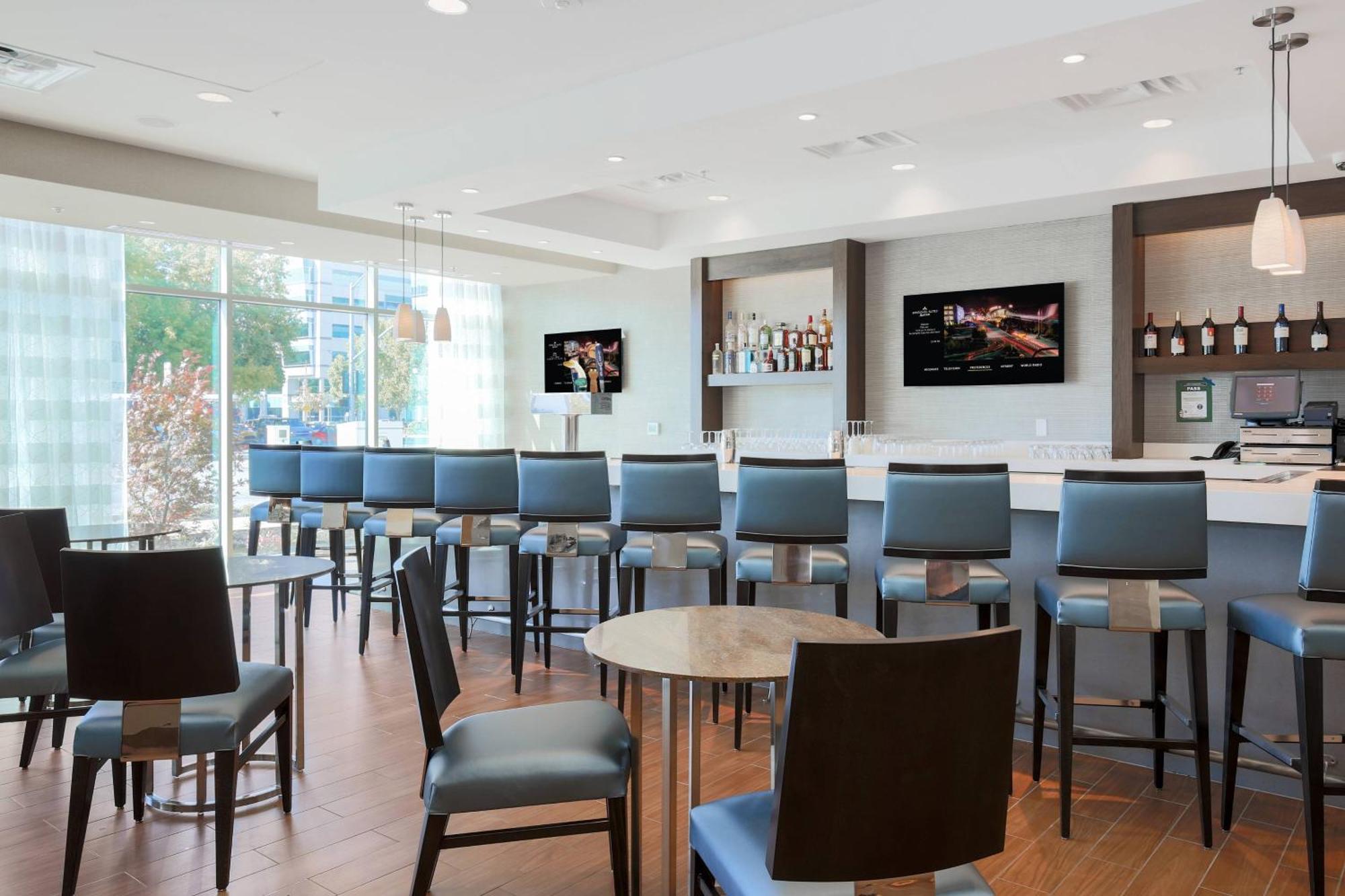 Springhill Suites By Marriott San Jose Airport Екстериор снимка